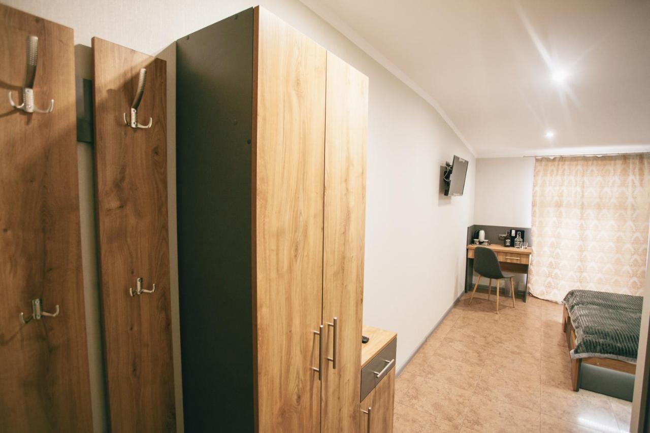 4Rooms ヴィーンヌィツャ エクステリア 写真
